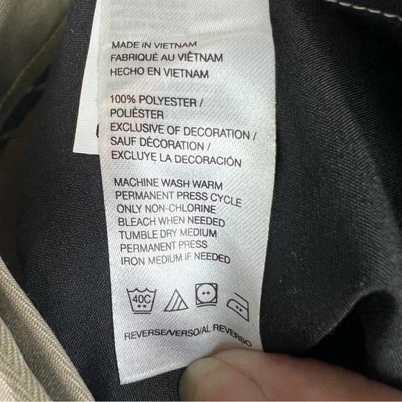 Izod Mens Golf Pants Khaki Beige Classic Fit Flat Front Chino Business 32x32 NWT - Picture 10 of 11